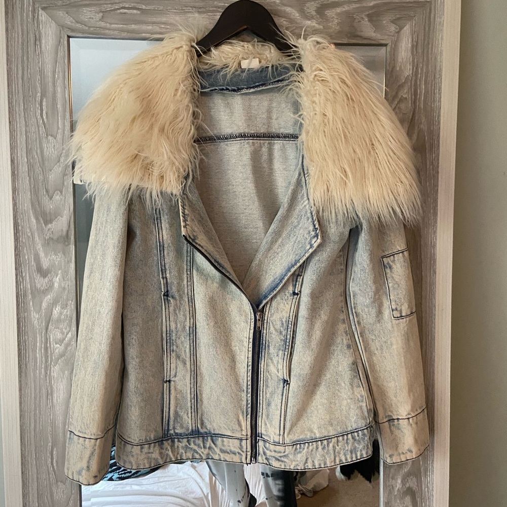 Some Days Lovin Faux Fur Collar Jacket